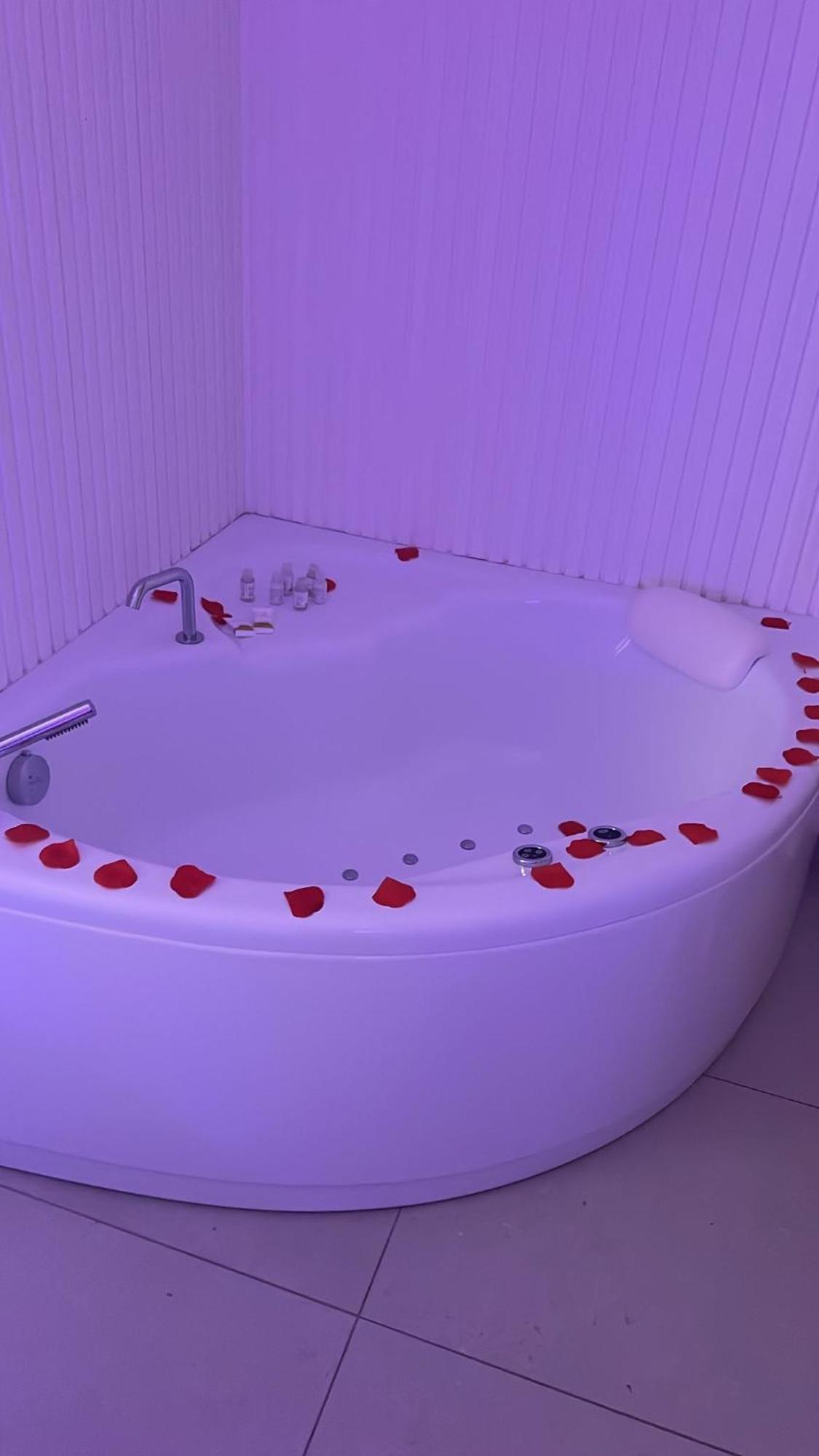 Luxury Masaniello Hotel Napoli Ngoại thất bức ảnh